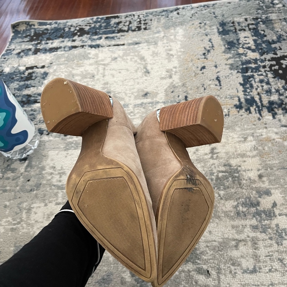 Booties - Picture 4 of 4